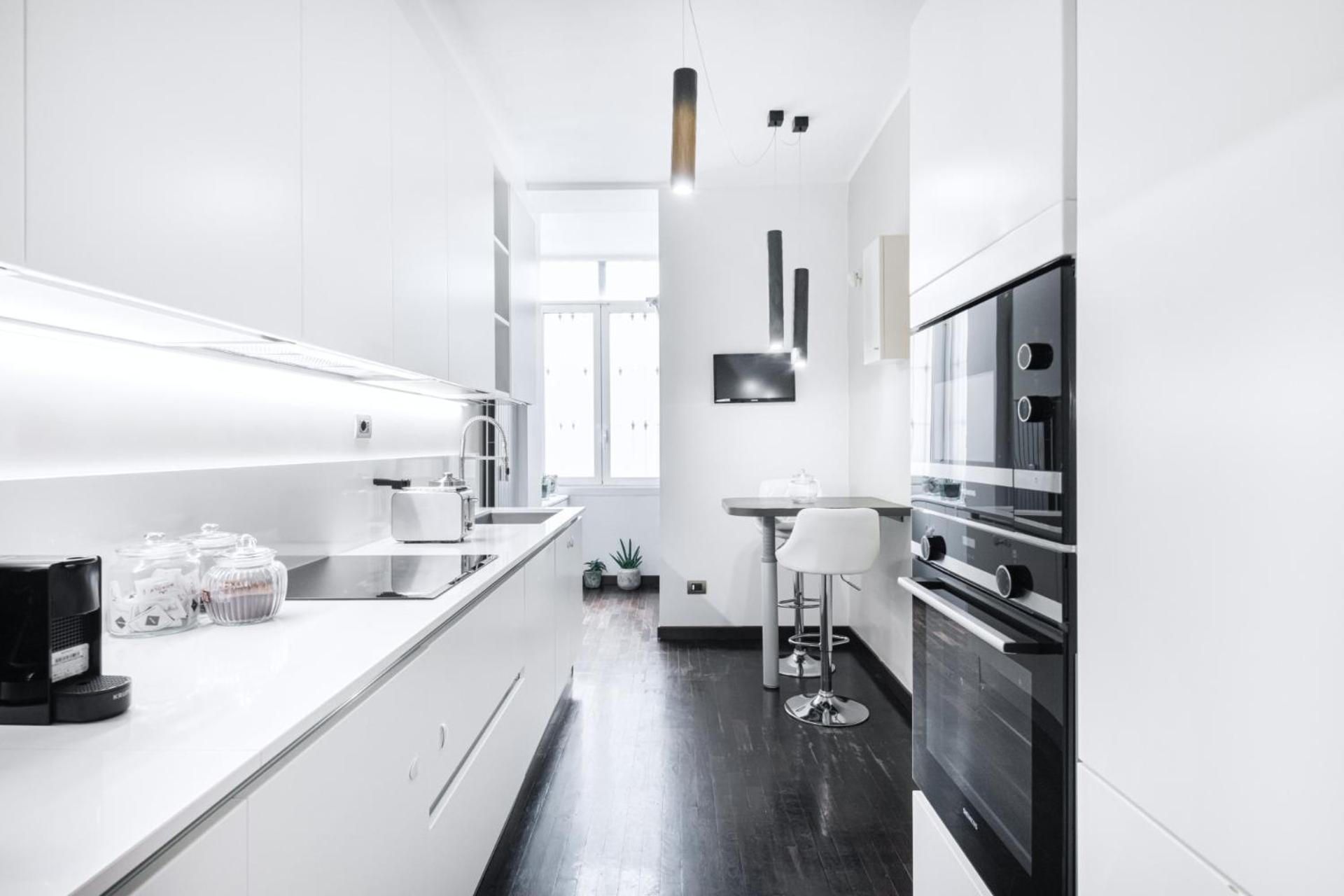 Easylife - Con Balcone In Centralefs * Milano